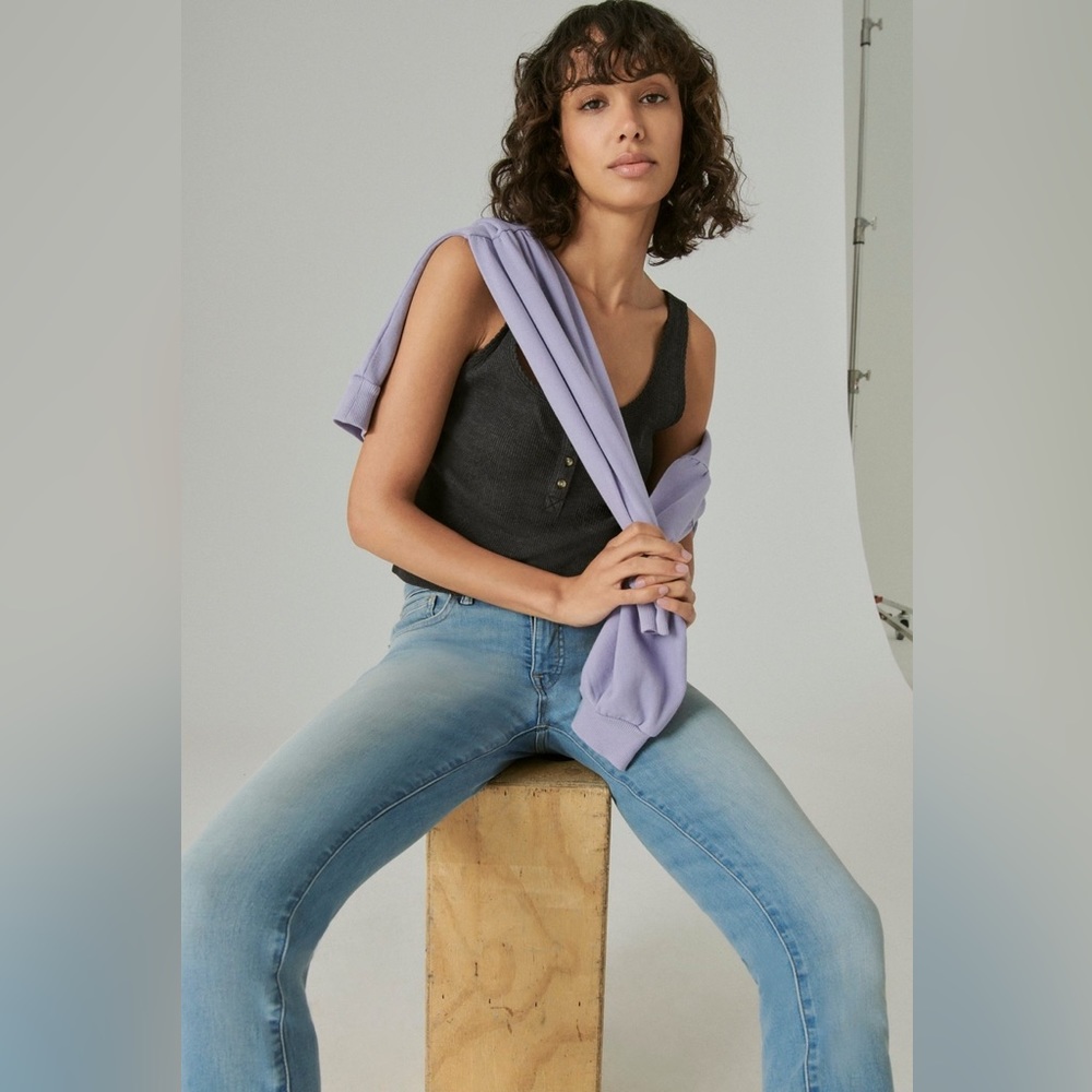 Lucky Brand Ava Light Wash Skinny Crop Jeans
